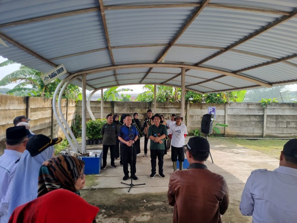 UIN Raden Fatah Palembang hijaukan kampus dengan pohon matoa