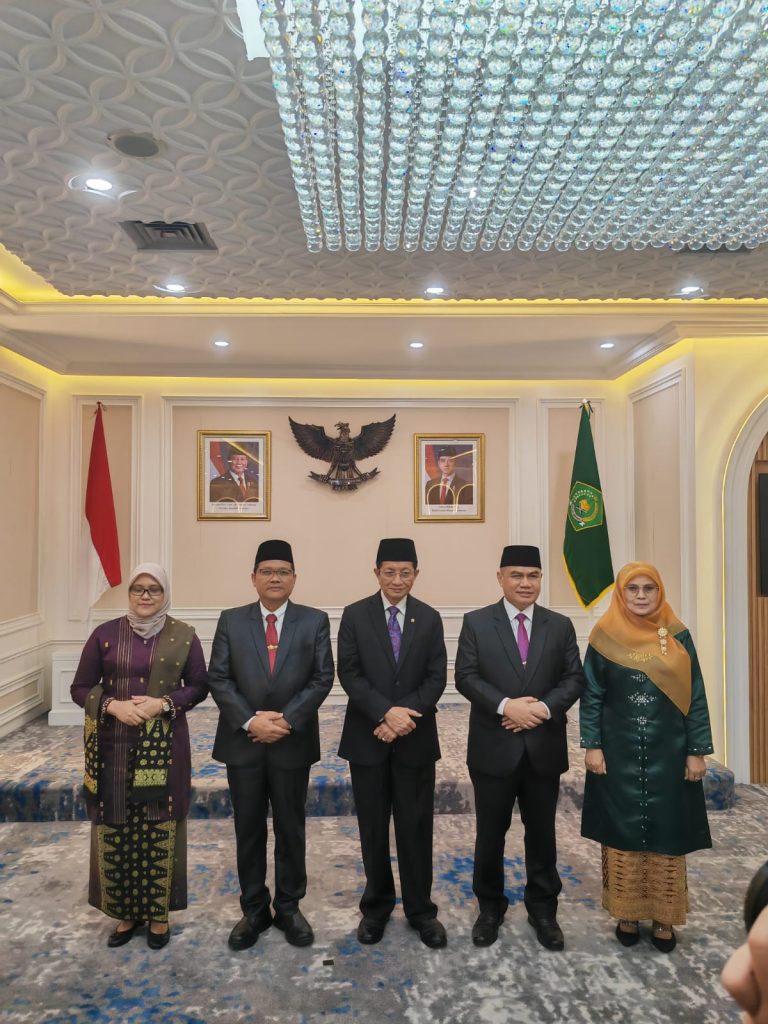 Prof. Dr. Muhammad Adil dilantik sebagai Rektor UIN Raden Fatah